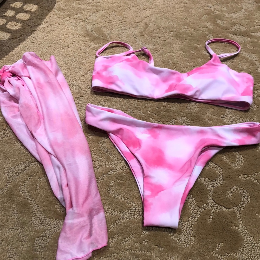 Shein bikini tie dye bikini with beach skirt